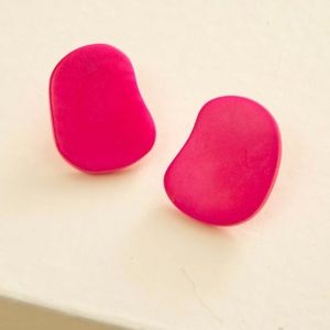 NWT NOONDAY NEON TAGUA STUDS